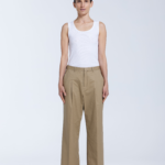 Pleated Straight-Leg Khaki Pants – Beige colour