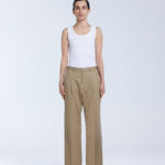 Pleated Straight-Leg Khaki Pants – Beige colour