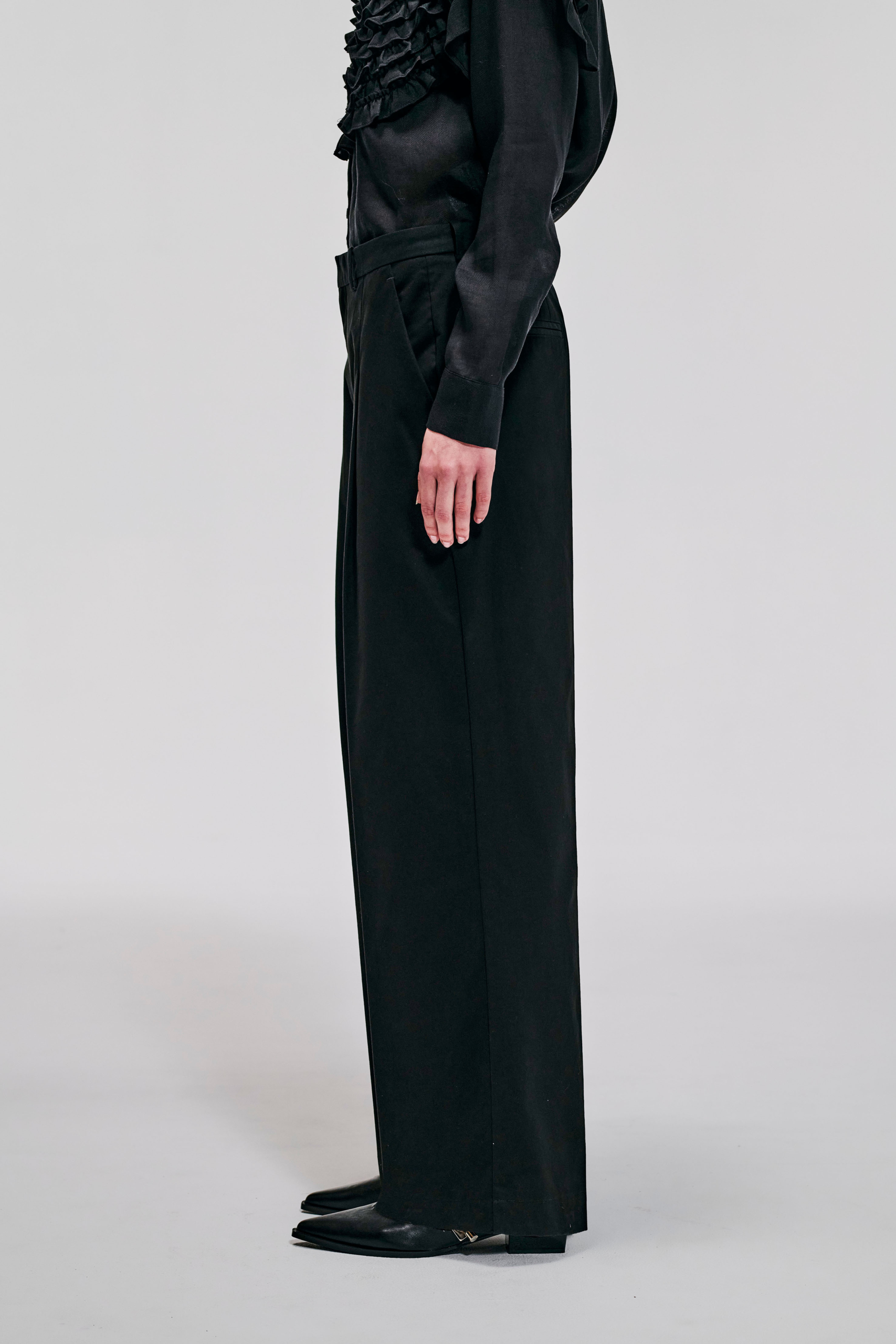 KIM C STUDIO black cotton straight-leg trousers front view